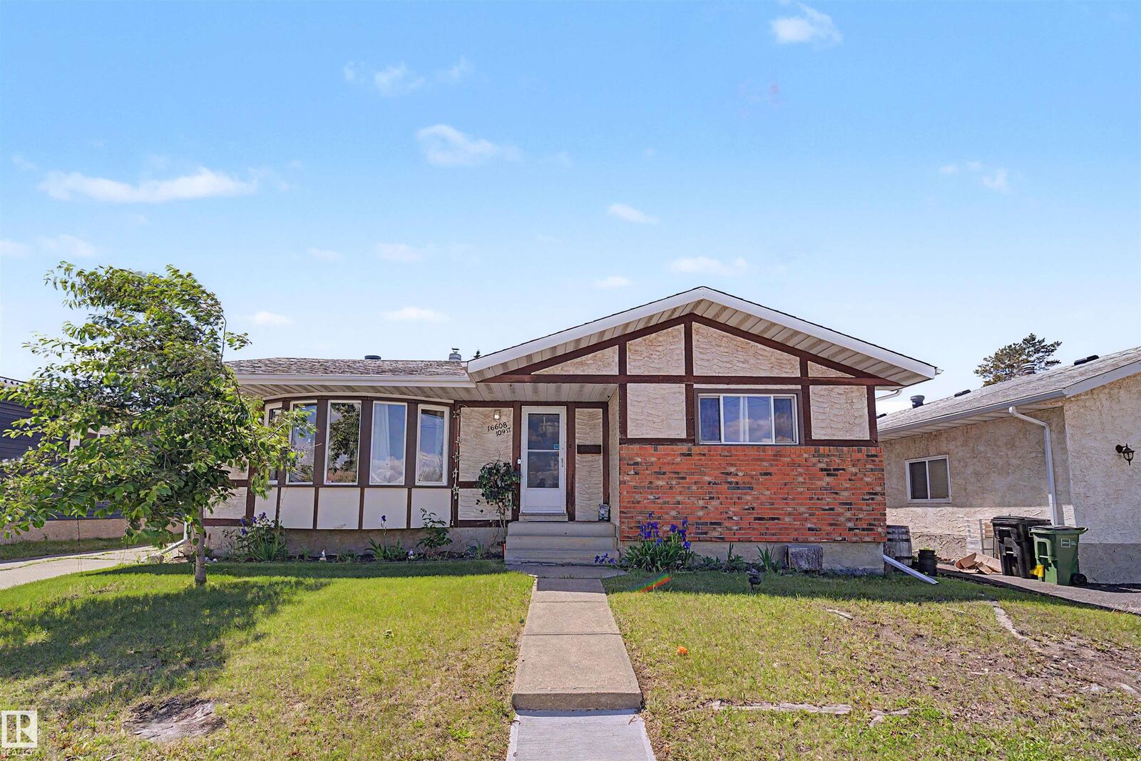 Property Photo:  16608 109 St NW  AB T5X 1W9 