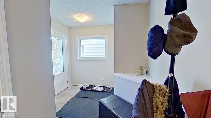 Property Photo: 51 Spruce Gardens Crescent AB T7X 0J9
