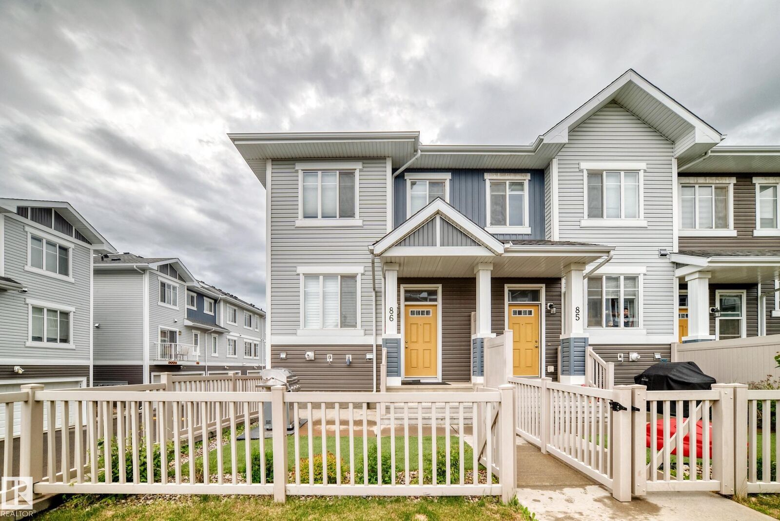 Property Photo: 2905 141 Street SW 86 AB T6W 3M4
