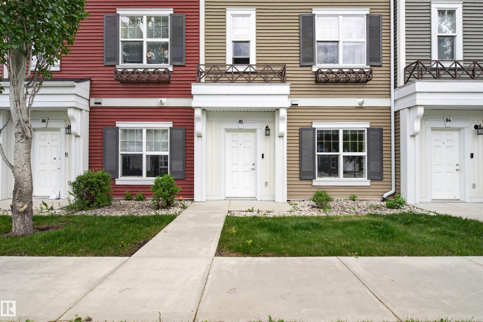 Property Photo:  8315 180 Avenue NW 85  AB T5Z 0J2 