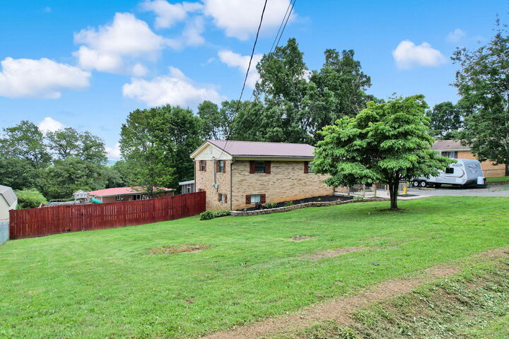 Property Photo:  241 Belleview Drive SE  TN 37323 