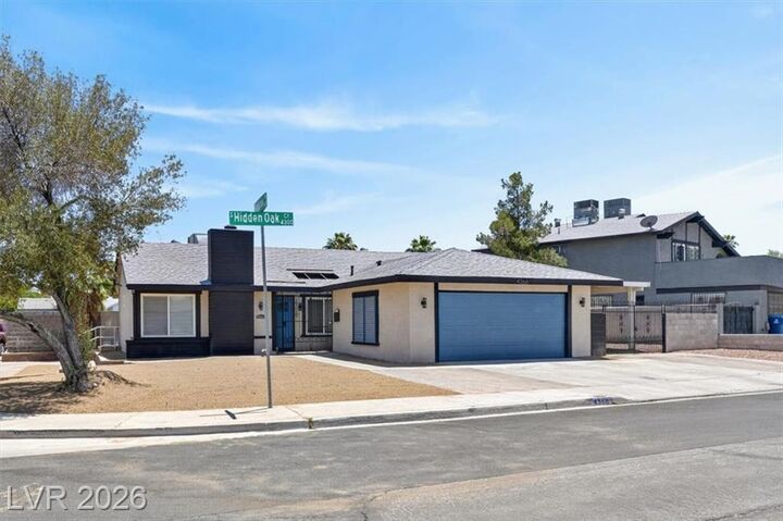 Property Photo: 4366 Hidden Oak Court NV 89103