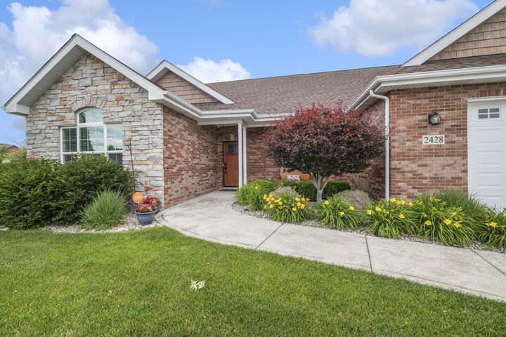 Property Photo:  2428 Winesap Street  IN 46375 