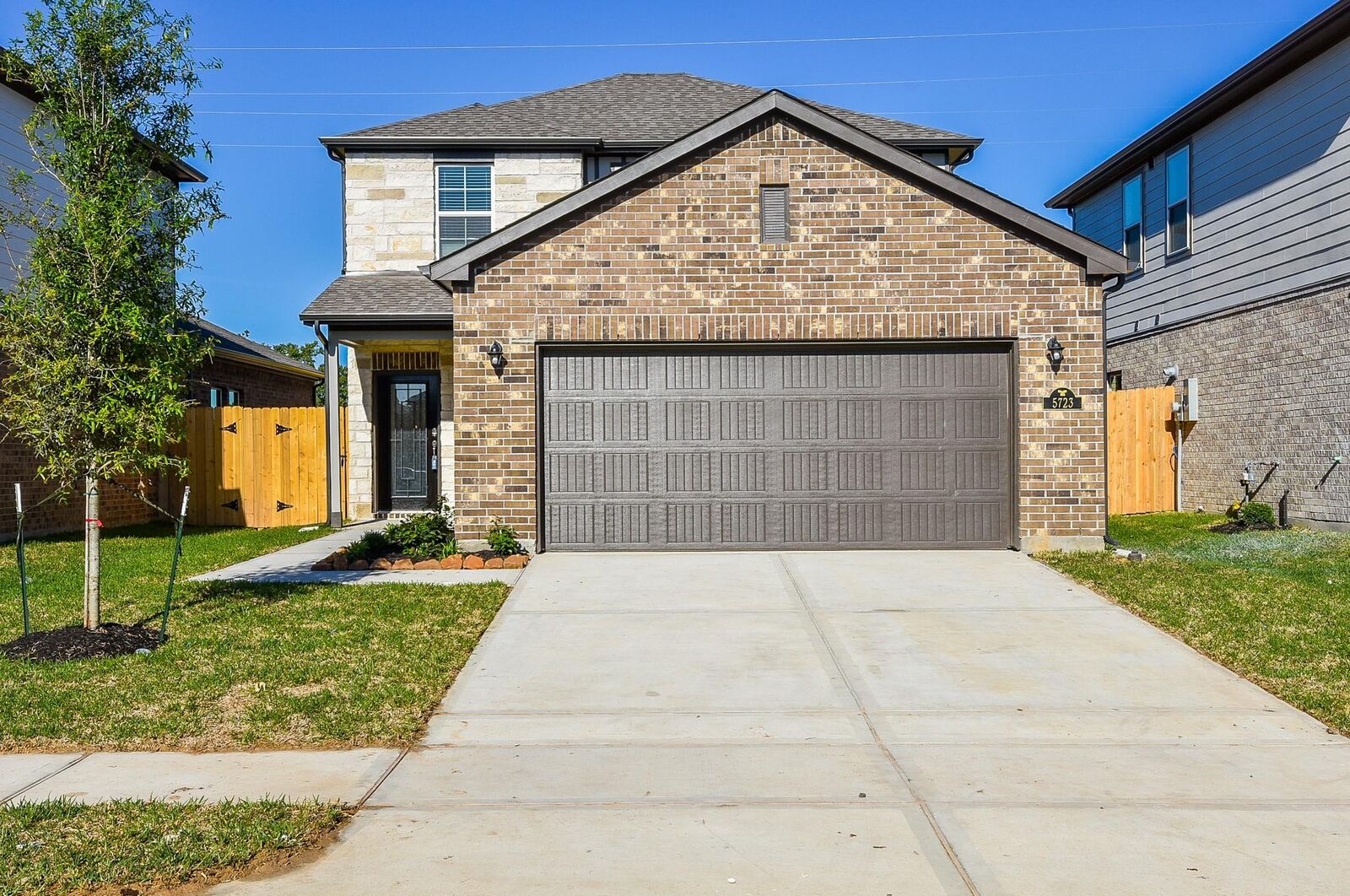Property Photo: 5723 Fresh View Court TX 77493