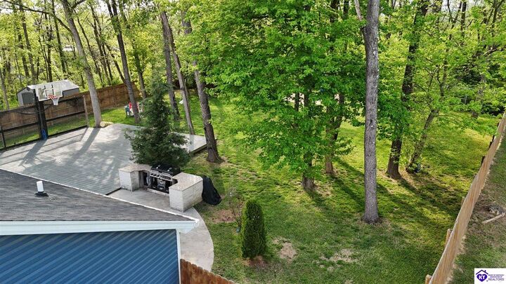 Property Photo: 2726 Bagby Way KY 40216