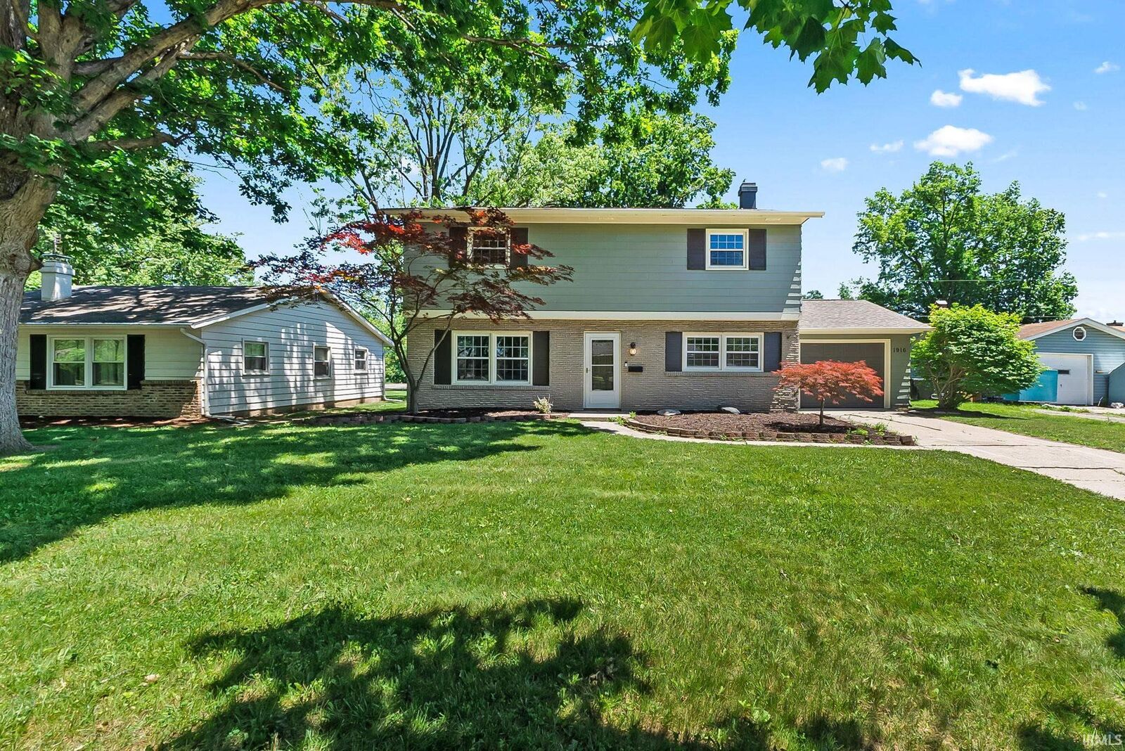 Property Photo: 1916 Clarmarnic Drive IN 46815-7106