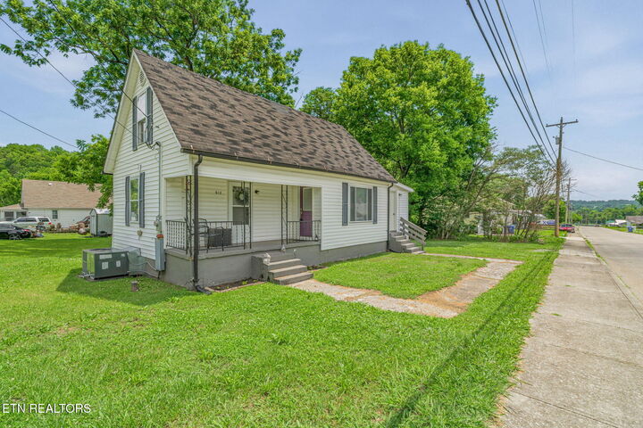 Property Photo:  612 W Strang St  TN 37854 