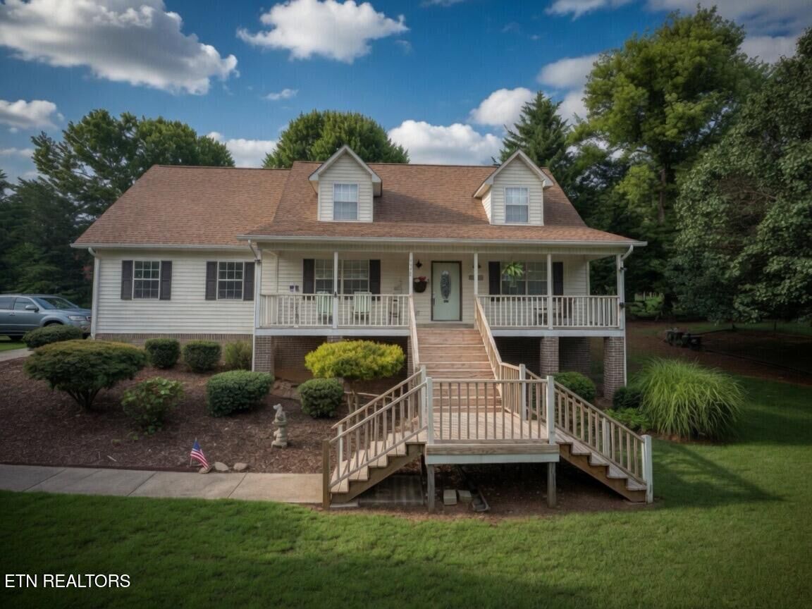 Property Photo: 4498 Vinegar Valley Rd TN 37737
