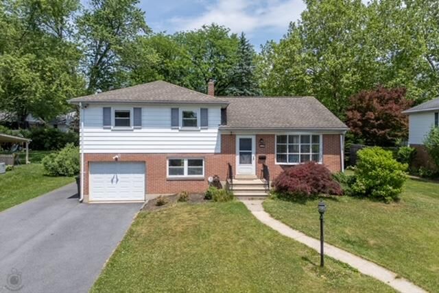 Property Photo:  2439 W Congress Street  PA 18104 