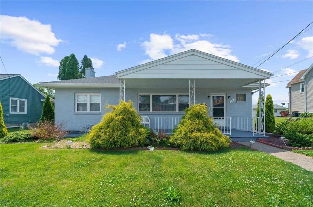 Property Photo:  710 Jefferson Street  PA 18052 