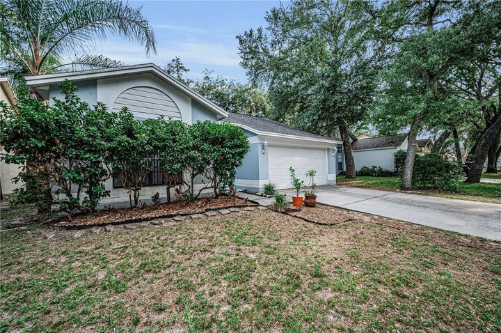 Property Photo: 4113 Quail Briar Drive FL 33596