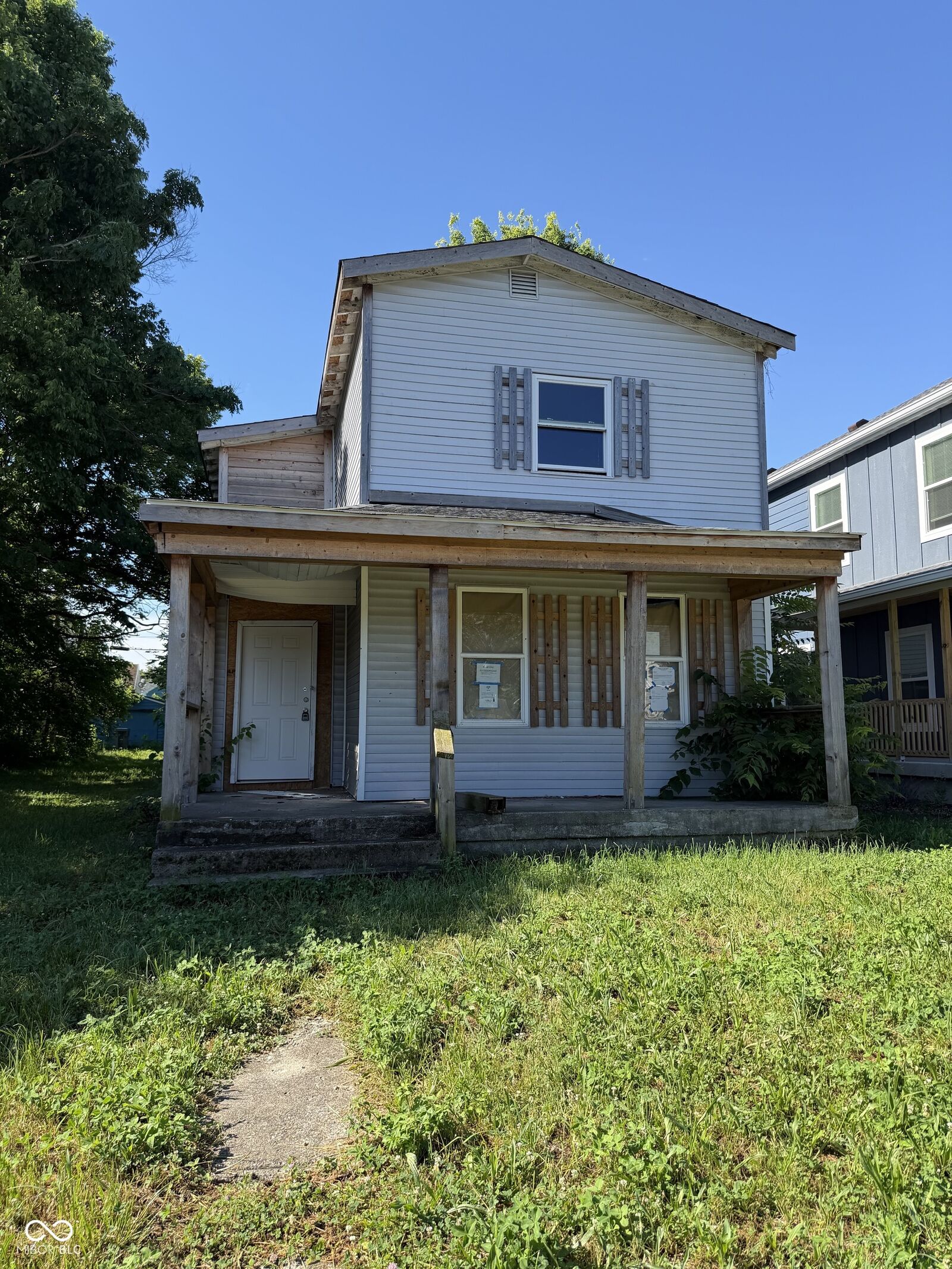Property Photo:  815 W 28th  IN 46208 