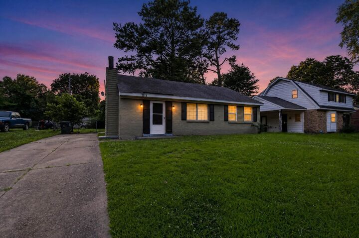 Property Photo:  2911 Claudette Rd  TN 38118 