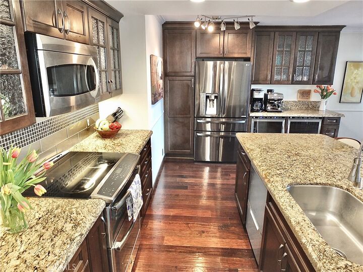 Property Photo: 2601 E Ocean Boulevard 309 CA 90803