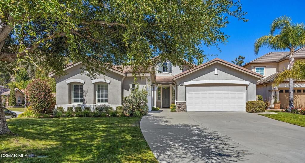 Property Photo: 986 Lincoln Court CA 93065