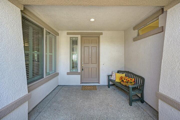 Property Photo:  2229 Longspur Loop  CA 95648 