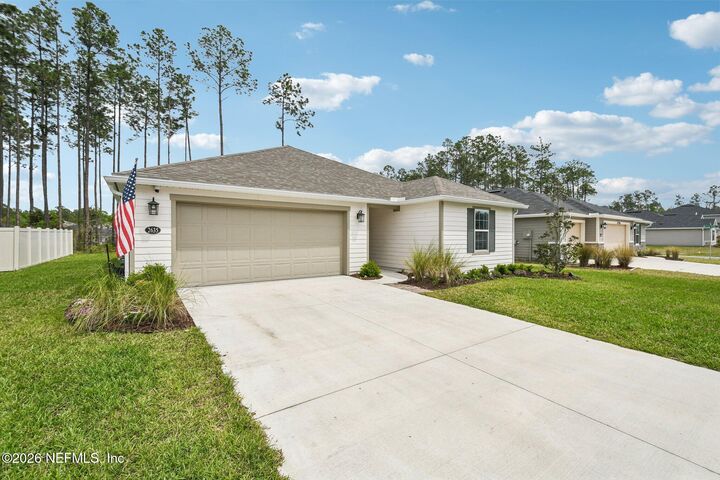 Property Photo: 2635 Windsor Lakes Way FL 32043