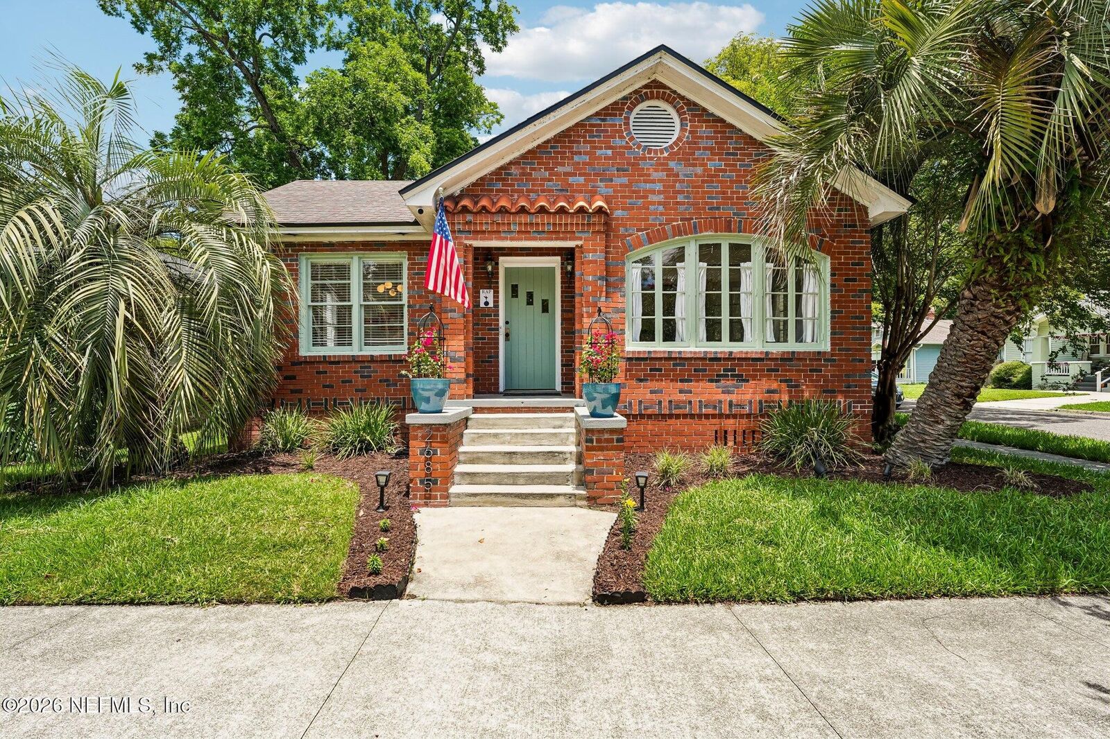 Property Photo: 2685 Dellwood Avenue FL 32204