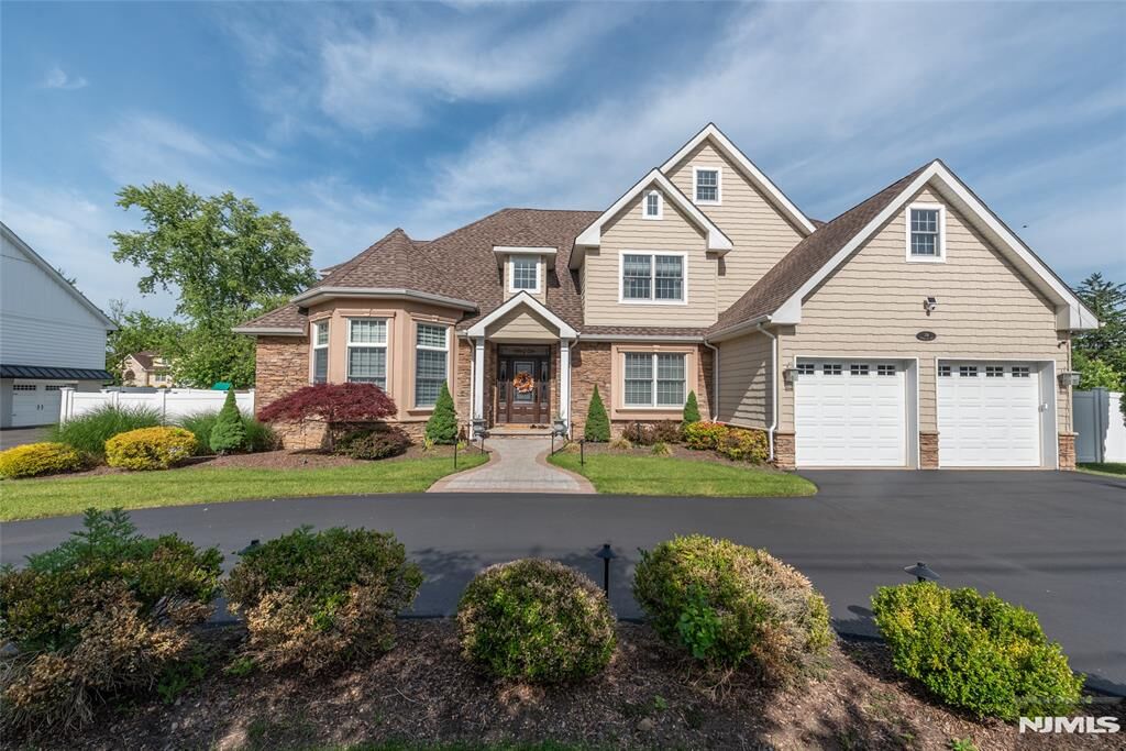 Property Photo:  116 French Hill Road  NJ 07470 