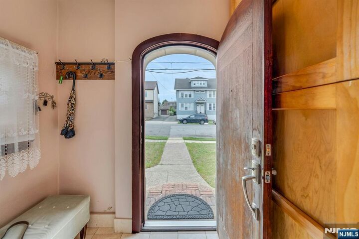 Property Photo:  541 Page Avenue  NJ 07071 