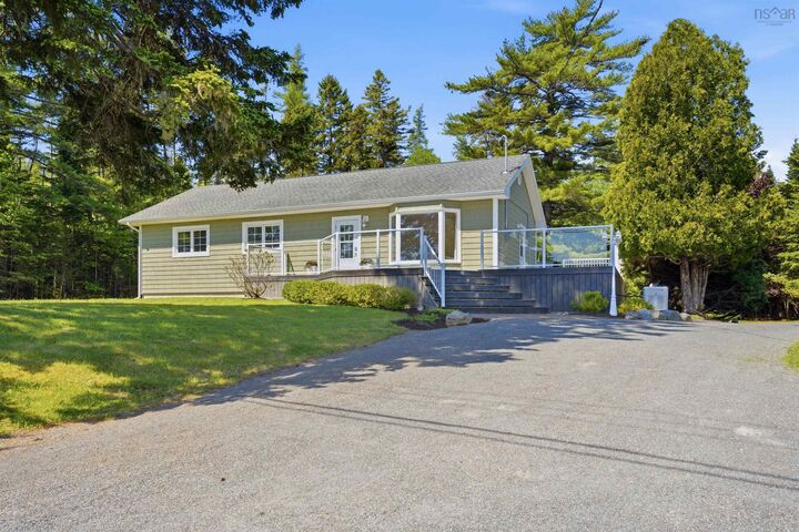 148 Borgalds Point Road — photo 1