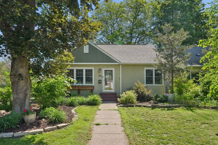 Property Photo:  1576 Grotto Street N  MN 55117 