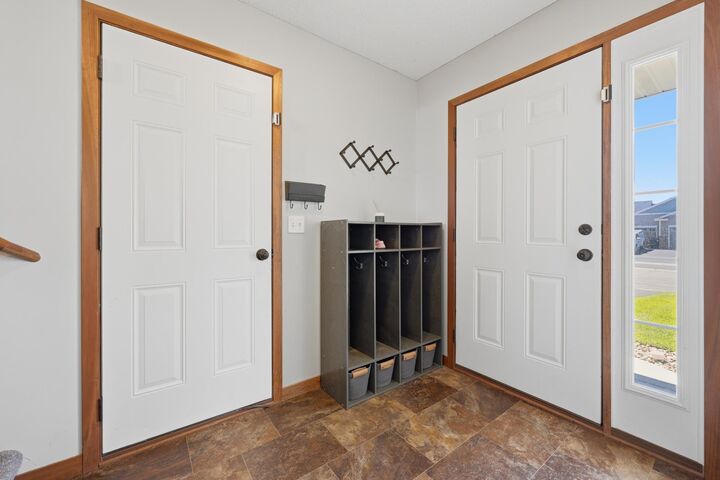 Property Photo:  4399 87th Street NE  MN 55362 