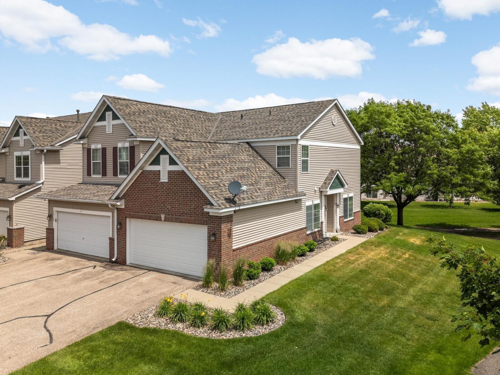 Property Photo:  15726 Fremont Way 1016  MN 55124 