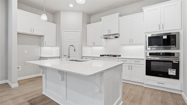 Property Photo: 6865 Brahman Drive TX 76001