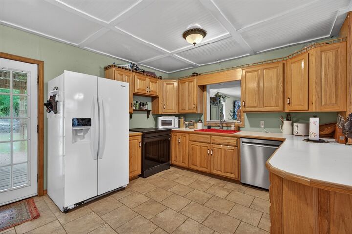 Property Photo: 428 Oak Street AR 72946