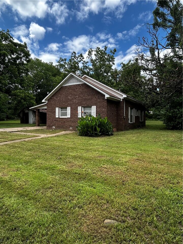Property Photo:  277 Stephens Street  AR 72840 