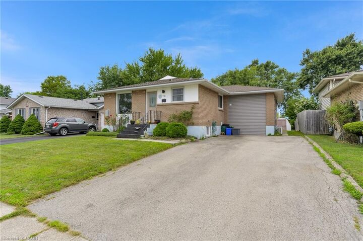 Property Photo:  76 Marc Boulevard  ON L3B 5V1 