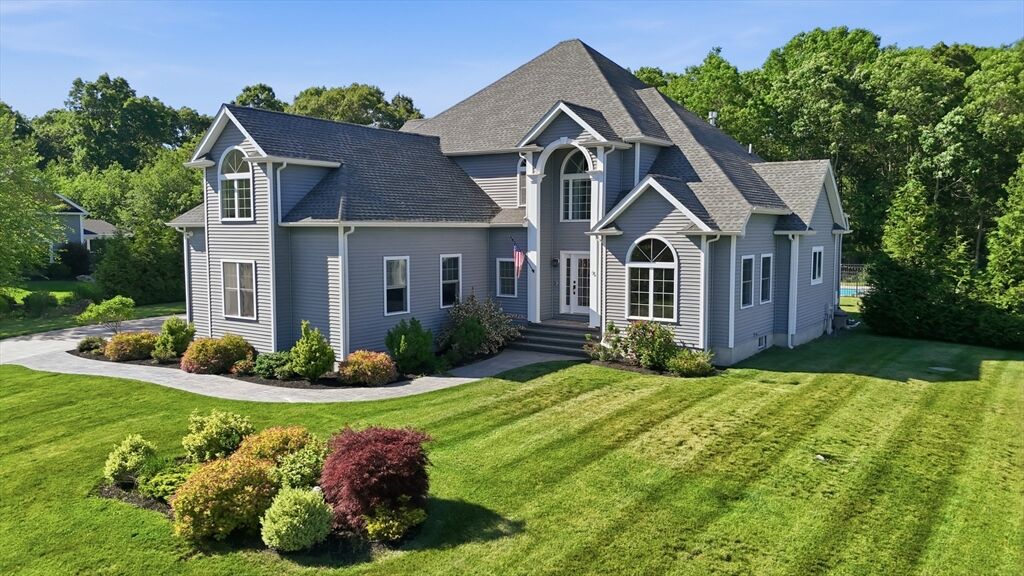 Property Photo:  5 Kyles Ct  MA 02777 