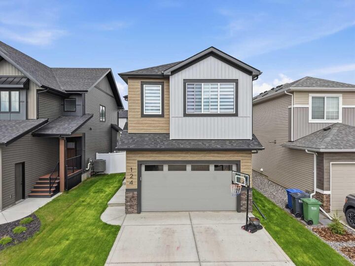 Property Photo: 124 Emerald Drive AB T4P 3H1