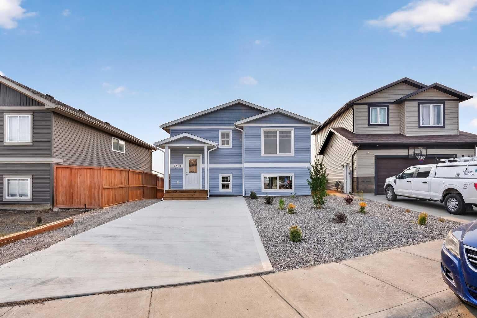 Property Photo: 4605 7 Street AB T0L 0V0