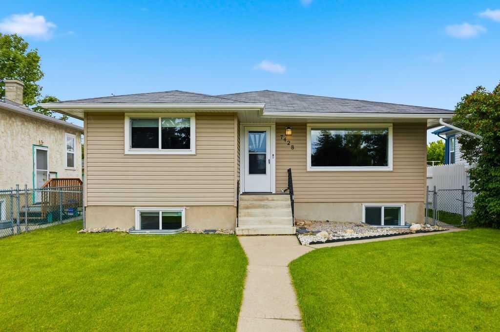 Property Photo:  7428 23 Street SE  AB T2C 0X9 