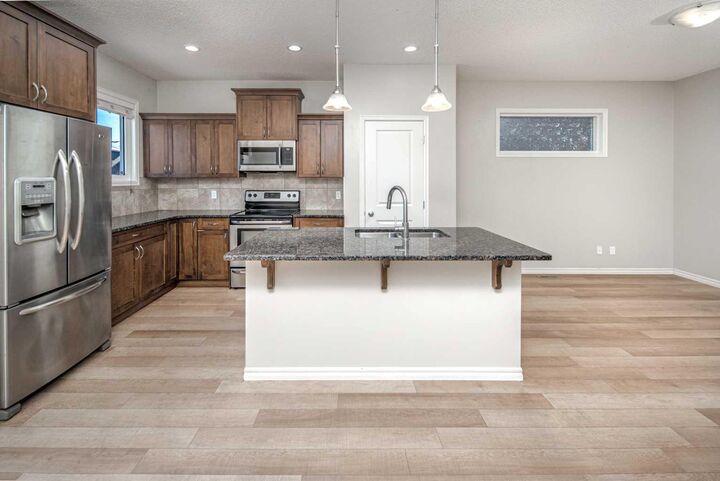 Property Photo: 88 Legacy Mews SE AB T2X 0Y5