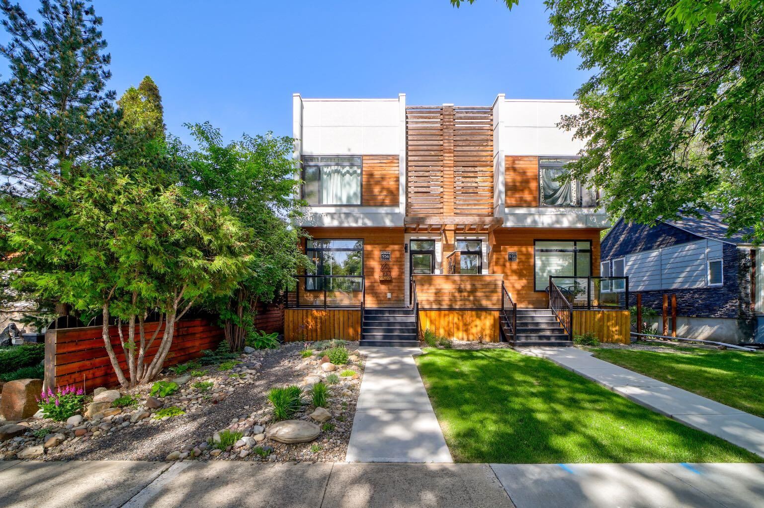 Property Photo: 956 11 Street S AB T1J 2P8