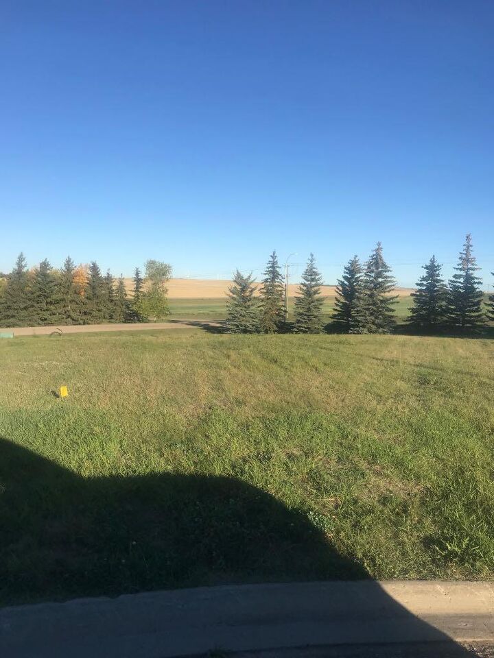 Property Photo: 8 Regency AB T0M 2C0