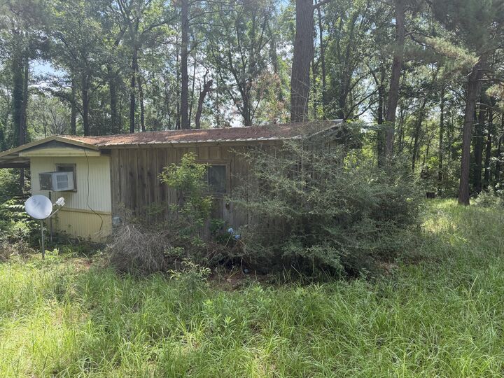 Property Photo: 161 Howard LA 71439