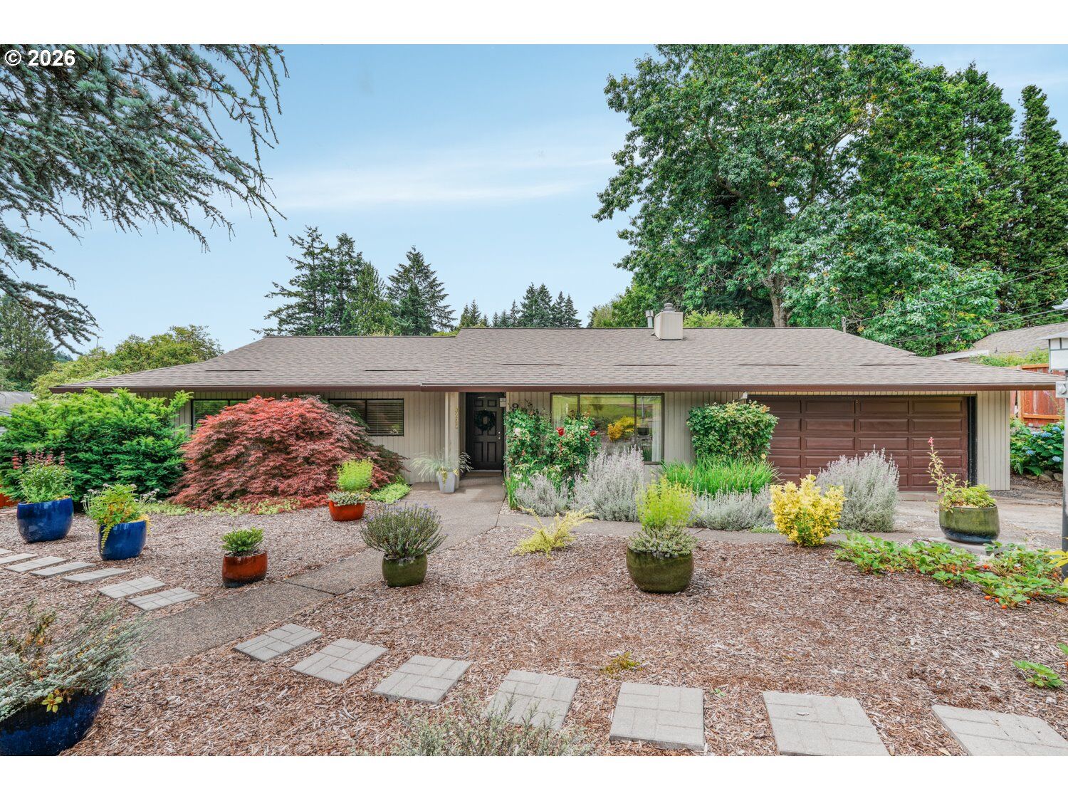Property Photo: 9245 SW 7th Ave OR 97219