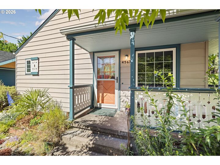Property Photo: 4567 NE 83rd Ave OR 97220