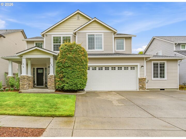 Property Photo:  807 NW 13th Ave  WA 98604 
