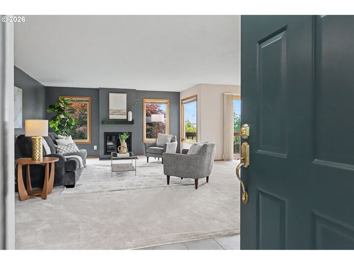 Property Photo: 8011 SE 108th Ave OR 97266