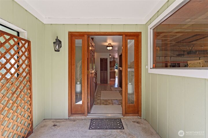 Property Photo: 51 E Sinclair Place WA 98584