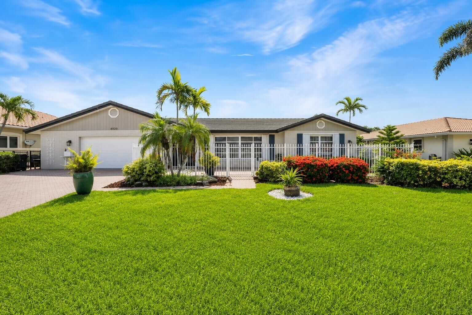 Property Photo: 4020 NE 24th Avenue FL 33064