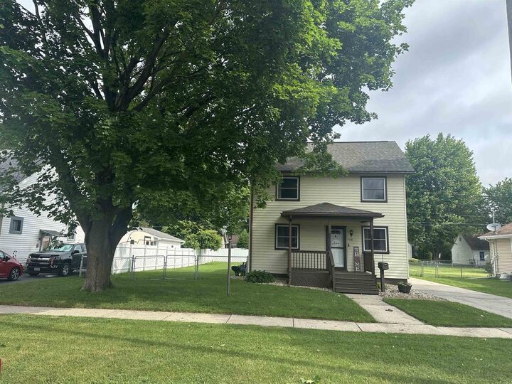 Property Photo:  1408 Barham Avenue  WI 53548 