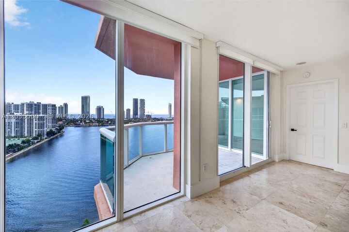 Property Photo:  3370 Hidden Bay Dr 2107  FL 33180 