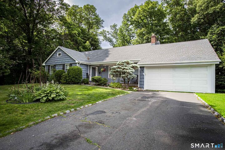 Property Photo:  66 Cliffmore Road  CT 06107 