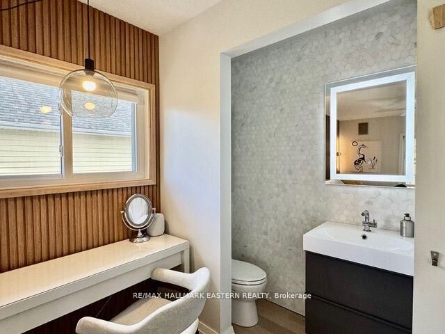 Property Photo: 29 Crescent Street ON K9J 2G2